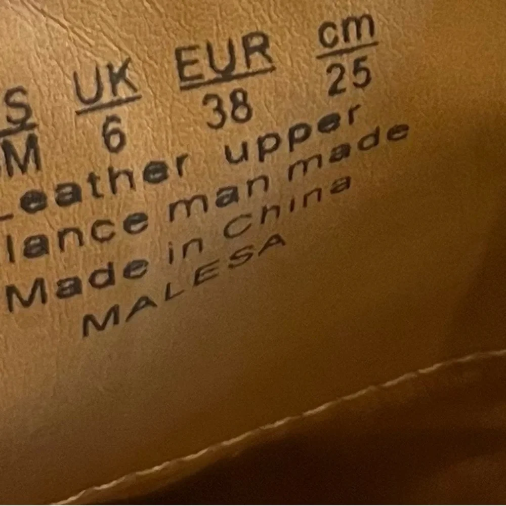 Franco Sarto ivory suede leather mules, size 8M. - Picture 3 of 6